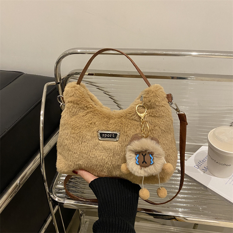 Free Delivery Designer Bag Autumn And Winter Fashion Plush Hand For Women 2025 Fashionable Single Shoulder Crossbody Hairy Bag Luxury Bag