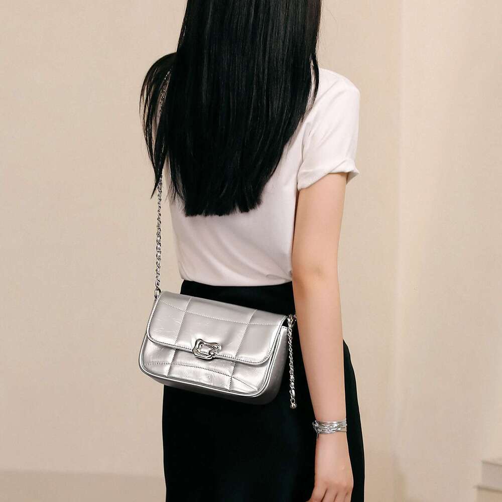 ITAMOOD Sier Chain for Women Christmas Gift Fashion Original Designer Brand Cowhide One Shoulder Crossbody Bag