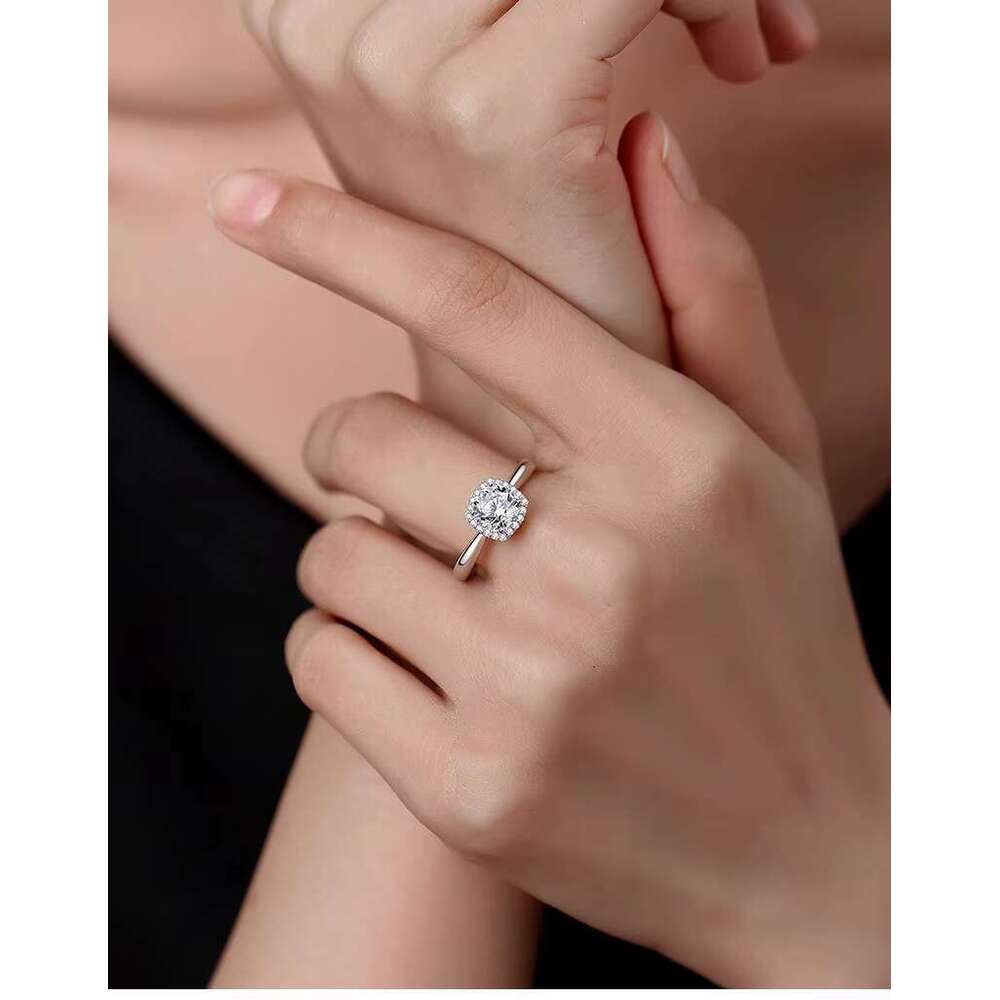 Pure Silver Jewelry VVS1 1Ct Mossanite Four Claw Sugar Laboratory Growth Ring