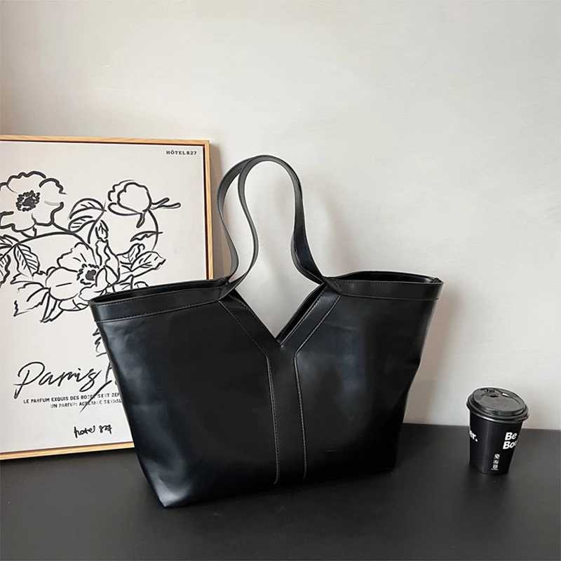 Fi Large Capacity Tote Bag 2025 New Y-shaped Leather Handbag Cmuting Shoder Bag High-end Trendy Casual Wen Armpit Bag Z250516