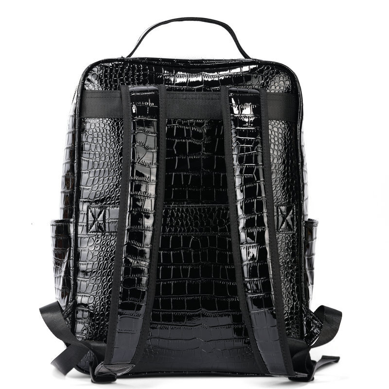 2025S Designer Bag New Casual Men Black Trendy Cool Crocodile Pattern Outdoor Computer Backpack