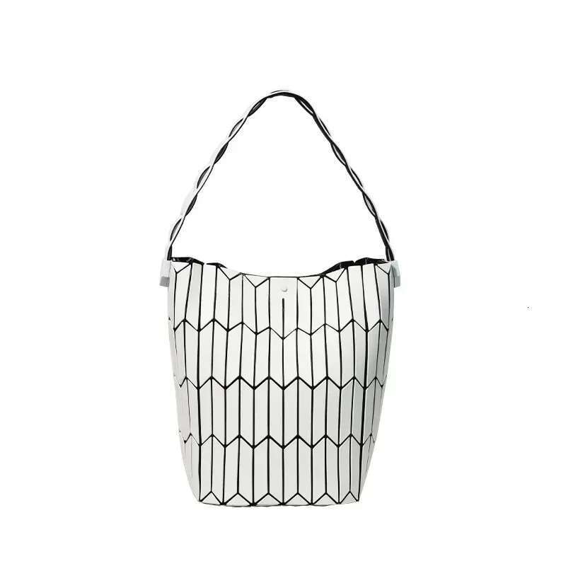 Top-Handle Bao Bags For Women 2024 Designer Bucket Hand Shoulder Tote Bag High Quality Handbags Beach Messenger Purse