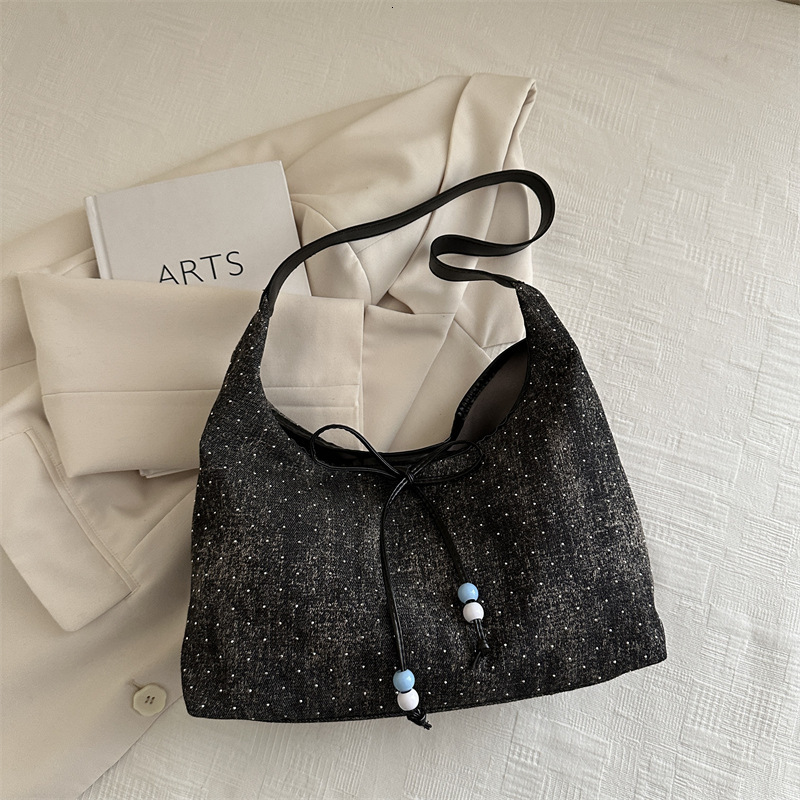 Leisure Commuting Large Capacity Bag For Women 2025 New Stylish Contrasting Color Shoulder Handheld New Free Delivery Designer Bag Luxury Bag Tote Bag