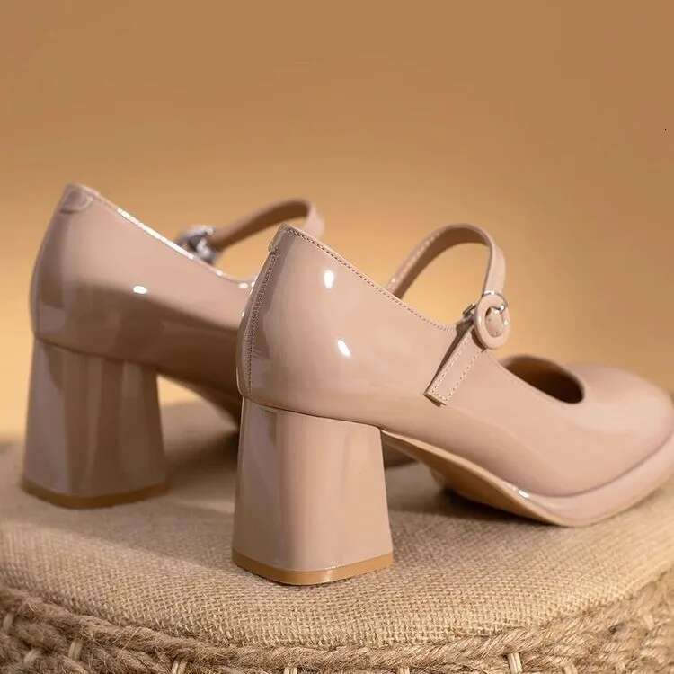Mary Janes Vintage Sandals Woman Buckle Non-Slip Casual Medium Office Ladies Solid Elegant Heels 2025