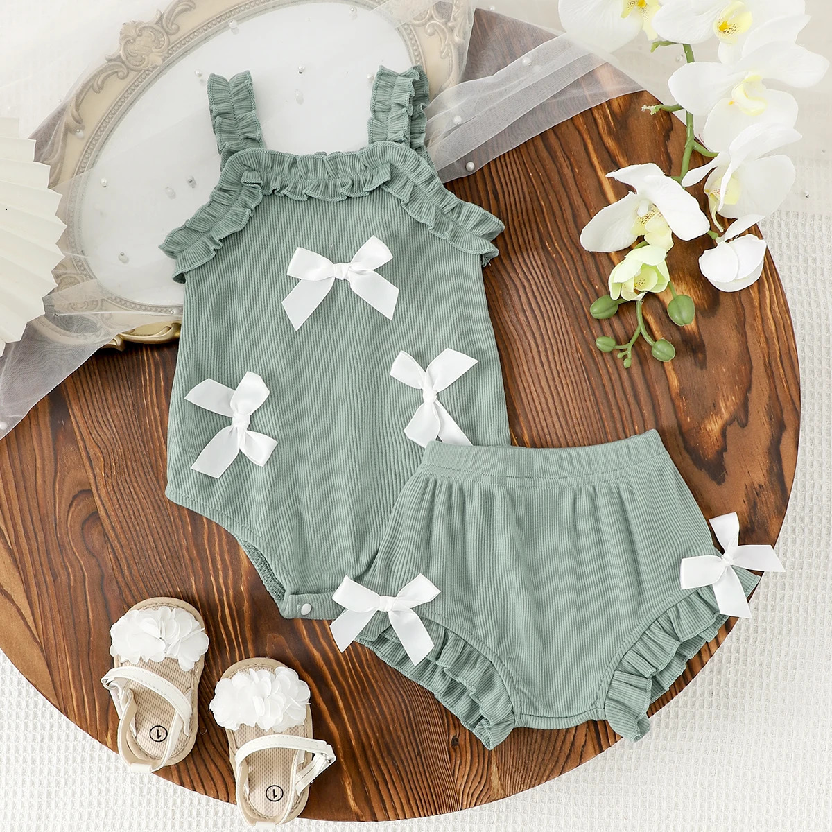 0-3 Year-Old Girls Summer Sweet And Cute Style Green Suspender Suit And Shorts Set 250515