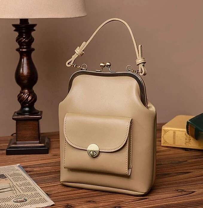 NIGEDU Women Shoulder Bags Korean Style Metal Buckle Clip Ladies Handbags PU Leather Lady Sling Bag Female Crossbody Bag Purses