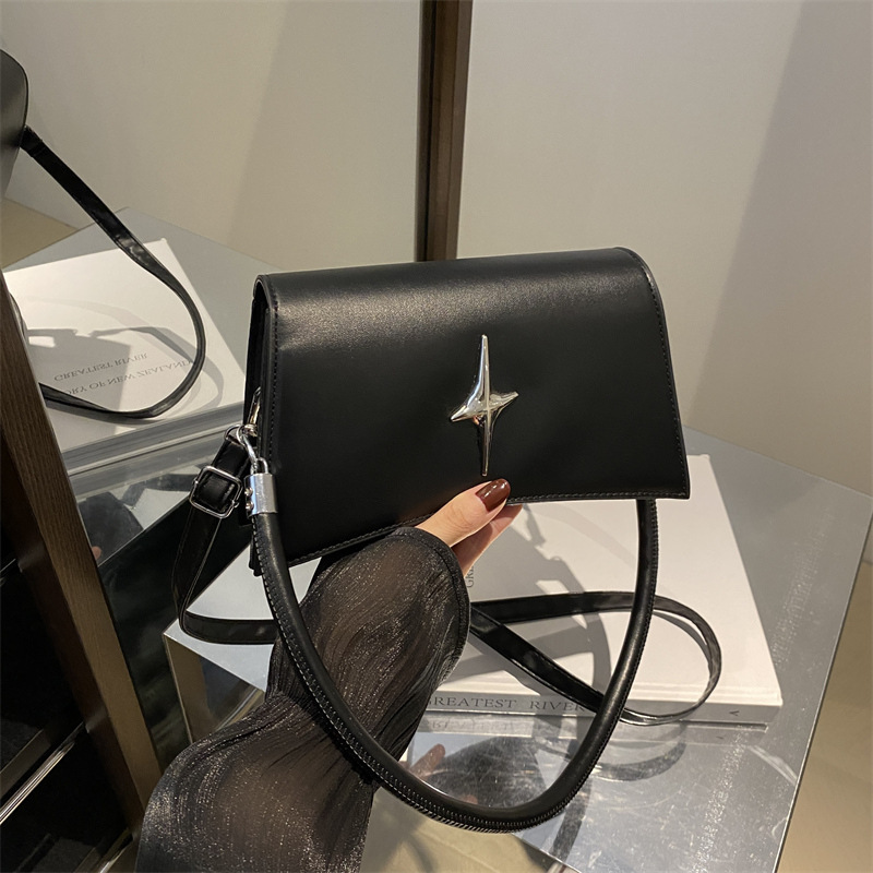 Free Delivery Designer Bag Leopard Print Long Casual Texture Chain With Personality For 2025 Age Shoulder Hand Underarm Women's Luxury Bag