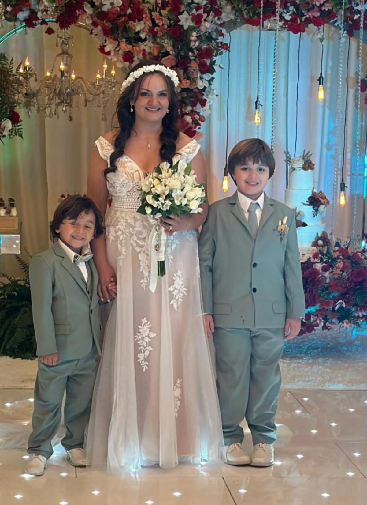 Boys 3 Pieces Slim Fit Suit Outfit Tuxedo Vest Pants Kids Prom Wedding Party Formal Set Size 3-16 Years