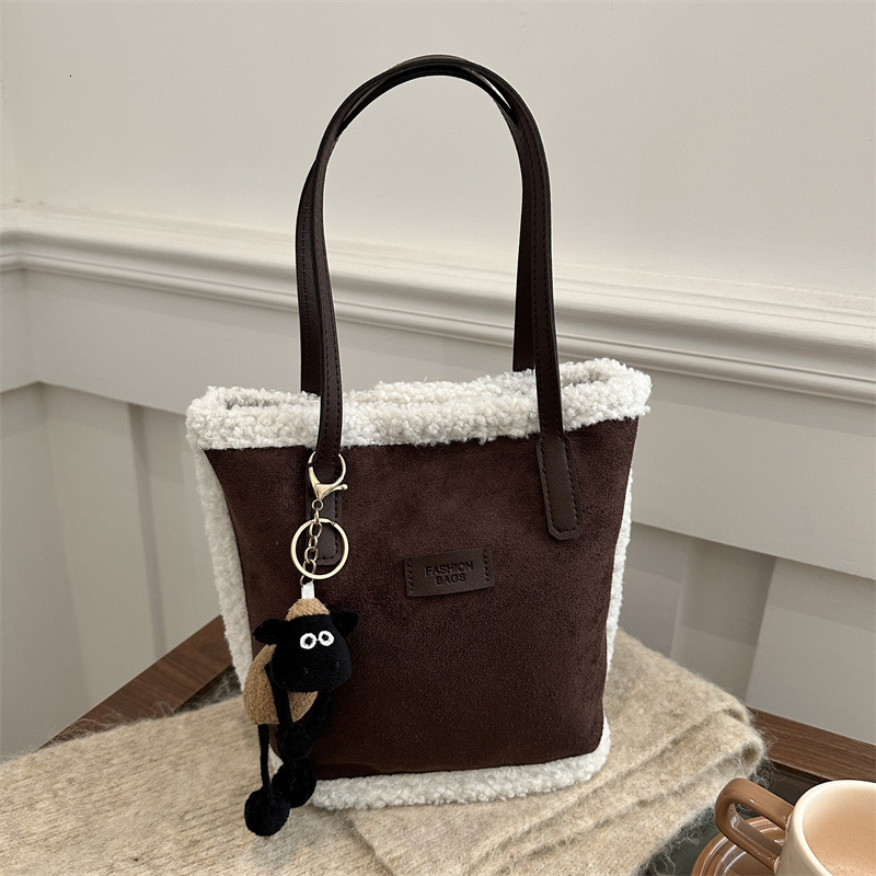Free Delivery Designer Bag Suede Small Women 2025 New Fashionable Fur Tote For Autumn Winter Work And Commuting Luxury Bag