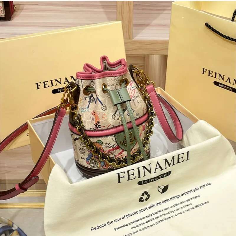 Women's Handheld Genuine Leather Drawstring 2024 Spring New Round Bucket Single Shoulder Crossbody Bag For Women