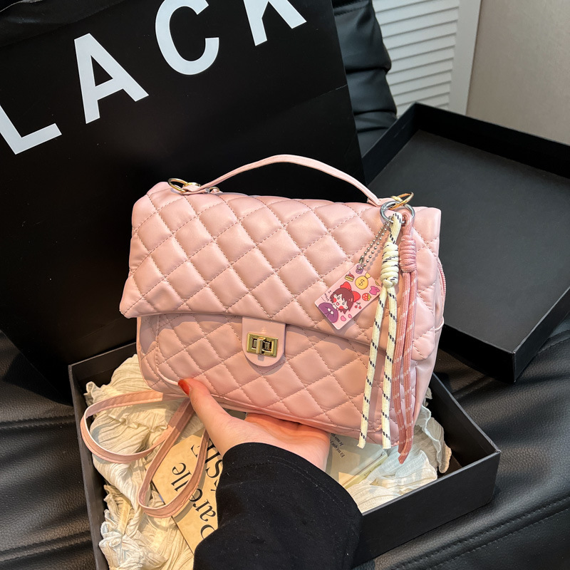 Versatile Fashionable Niche New Free Delivery Designer Bag Large Capacity Tote For Women In Summer 2025 New Chain Diamond Grid Shoulder Luxury Bag Bag