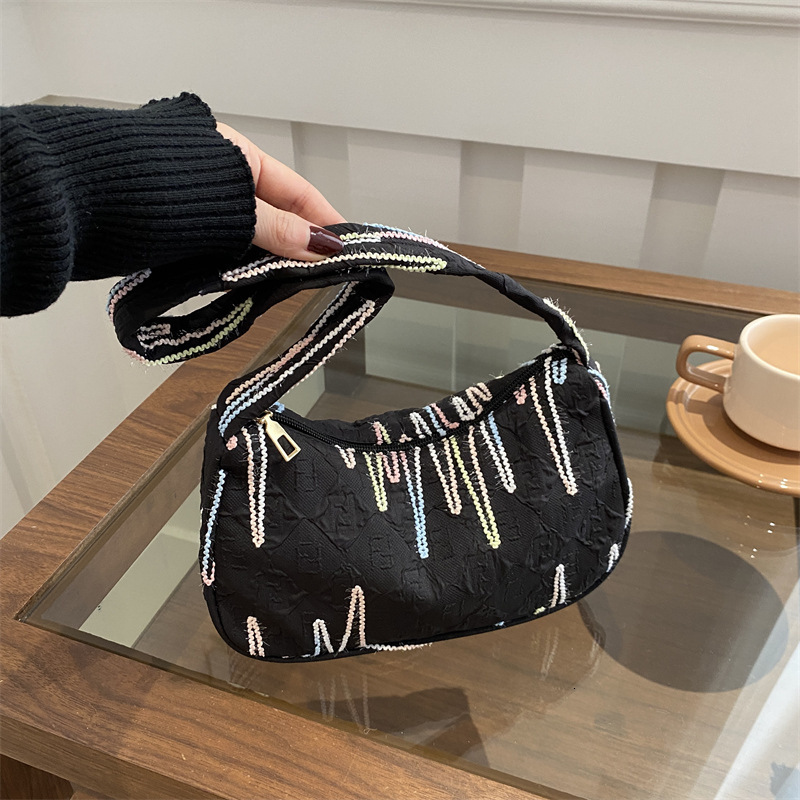 Nylon Dumpling Crossbody Small Women s Versatile Commuting New Free Delivery Designer Bag Shoulder Autumn And Winter Luxury Bag Fashionable Temperamen