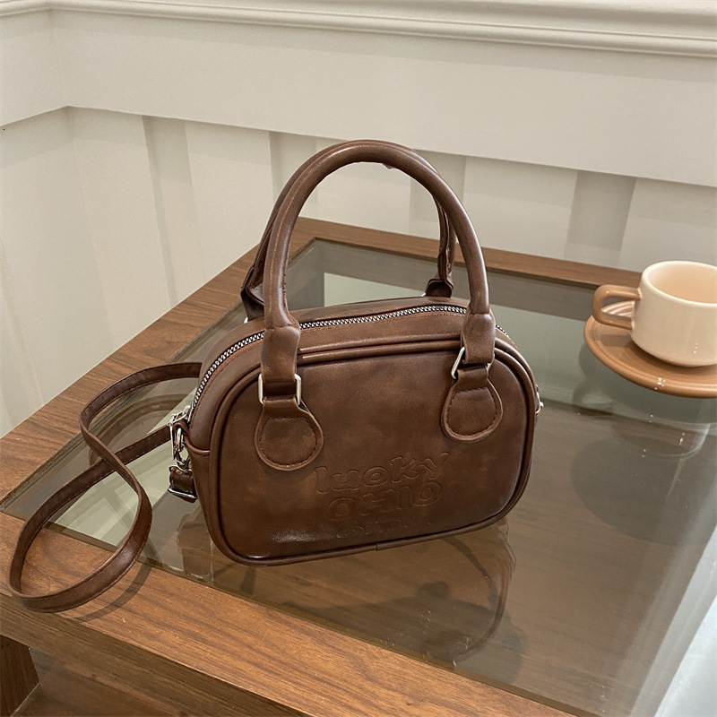 Free Delivery Designer Bag A Niche Maillard Portable Small For Women In 2025 New Versatile Korean Style Fashionable Texture Single Shoulder Crossbody 