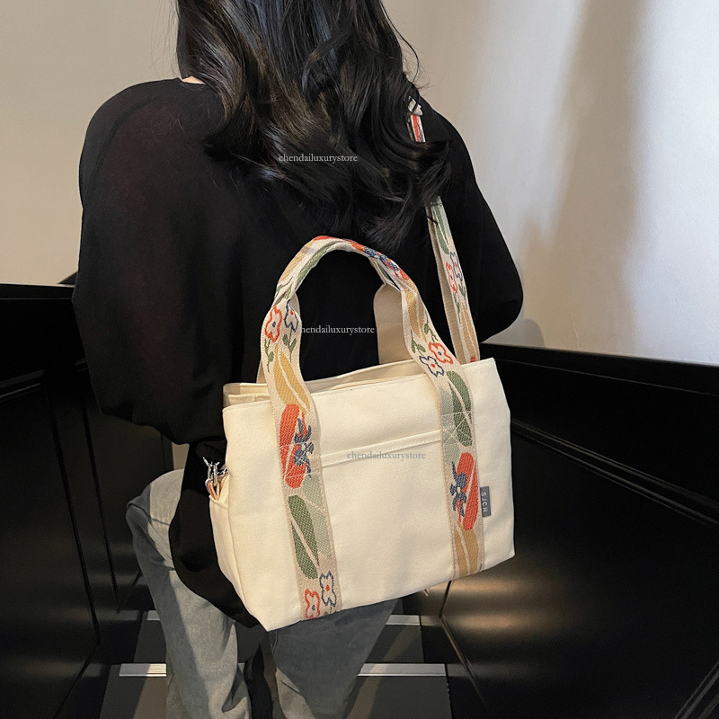 Designer Bag Canvas Hand-held Women's Bag 2025 New Fashion Casual Large Capacity Sturdy Zipper Shoulder Bag Small Fresh College Student Crossbody