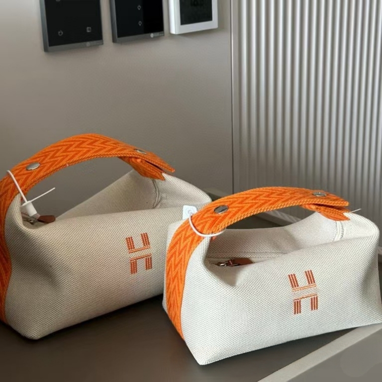 Designer hand held fashionable storage multi functional lunch box bag