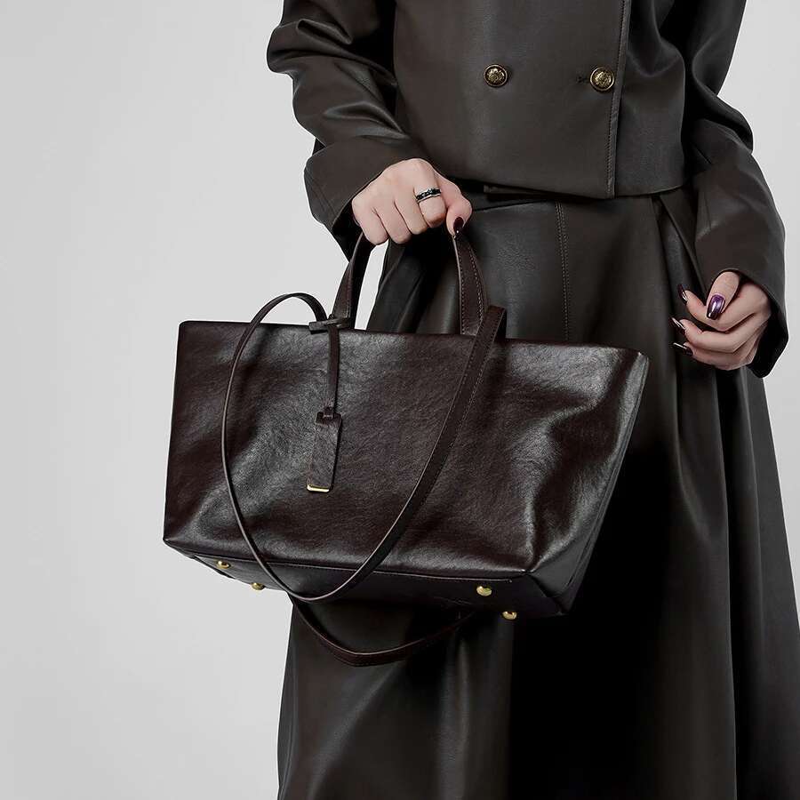 Designer Large Capacity Square Shoulder Fashion Cowhide Handbag High End Genuine Leather Shopping Underarm Bag