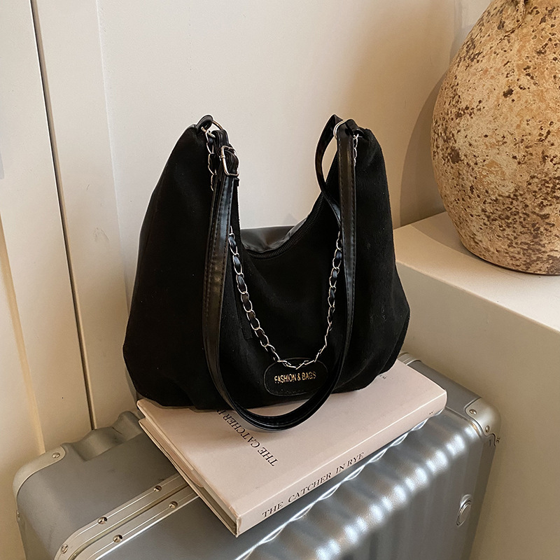 Free Delivery Designer Bag Matte High End Chain Shoulder 2025 Winter New Item Niche Design Versatile Ins Crossbody Tote Luxury Bag