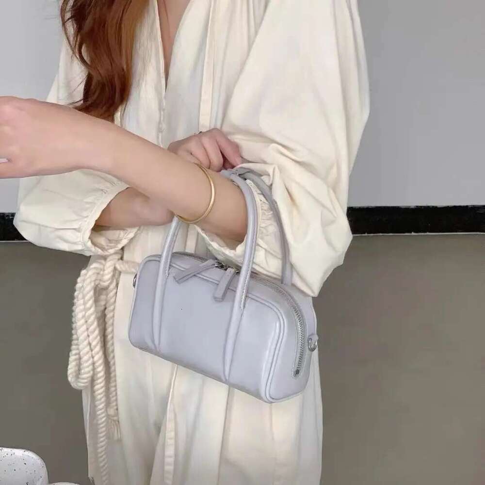 Genuine Leather Women's Small Square Single Shoulder Crossbody Bag, Korean Version, Versatile Texture Commut