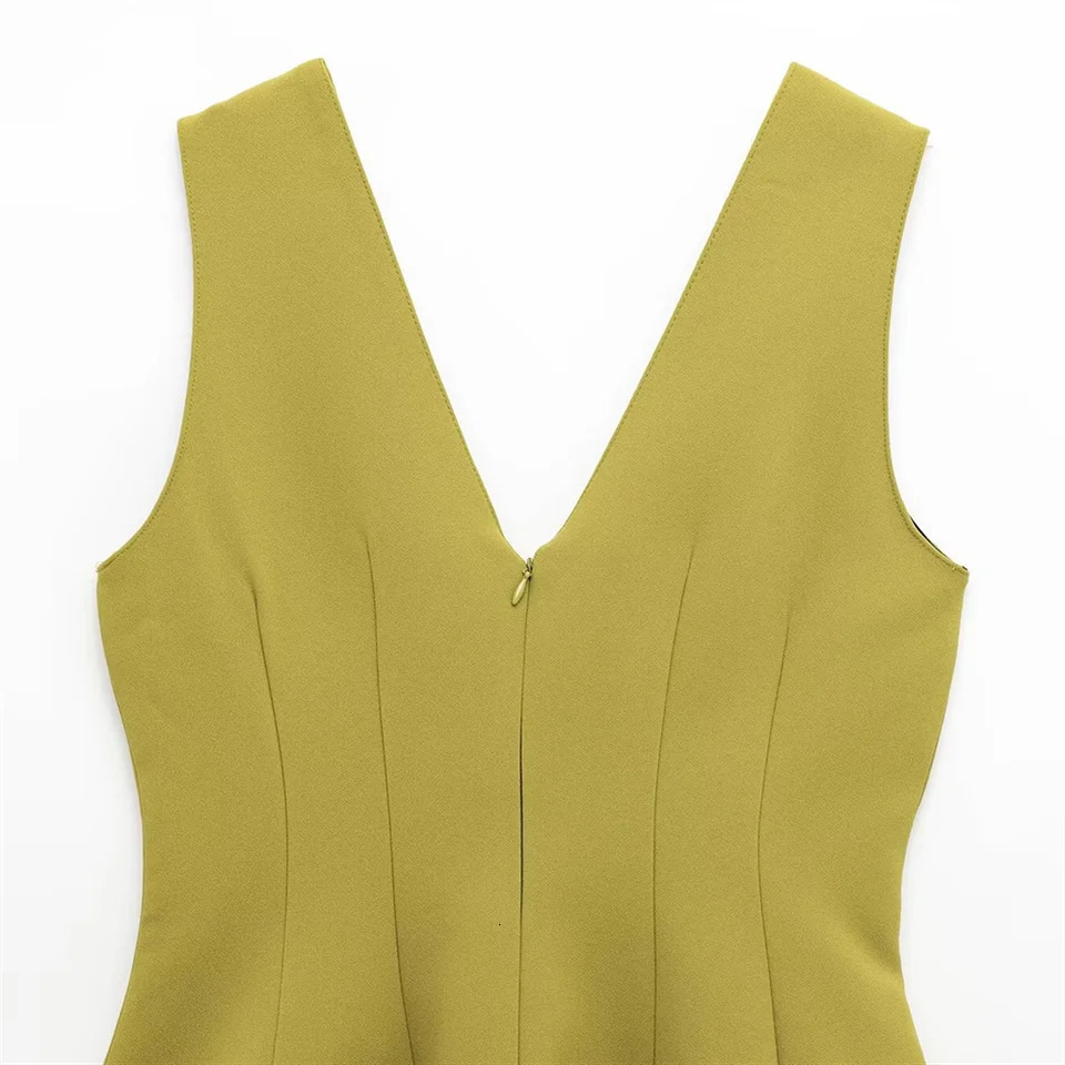 RARA Summer Womens Fashion Casual Simple Solid Color Short Skirt with Vneck Sleeveless Strap Top 250515