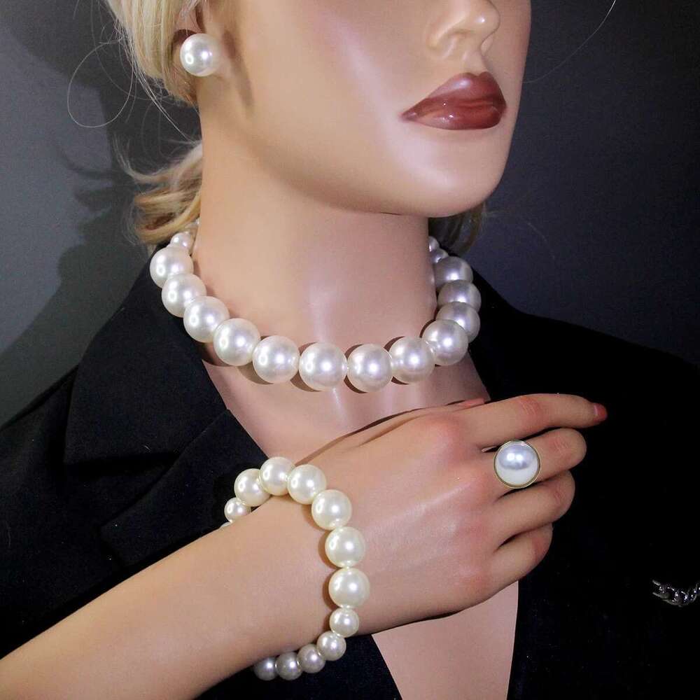 Women's Vintage Light French 5 Piece Imitation Pearl Jewelry Fashion Wedding Earring Bracelet Necklace Ring Set