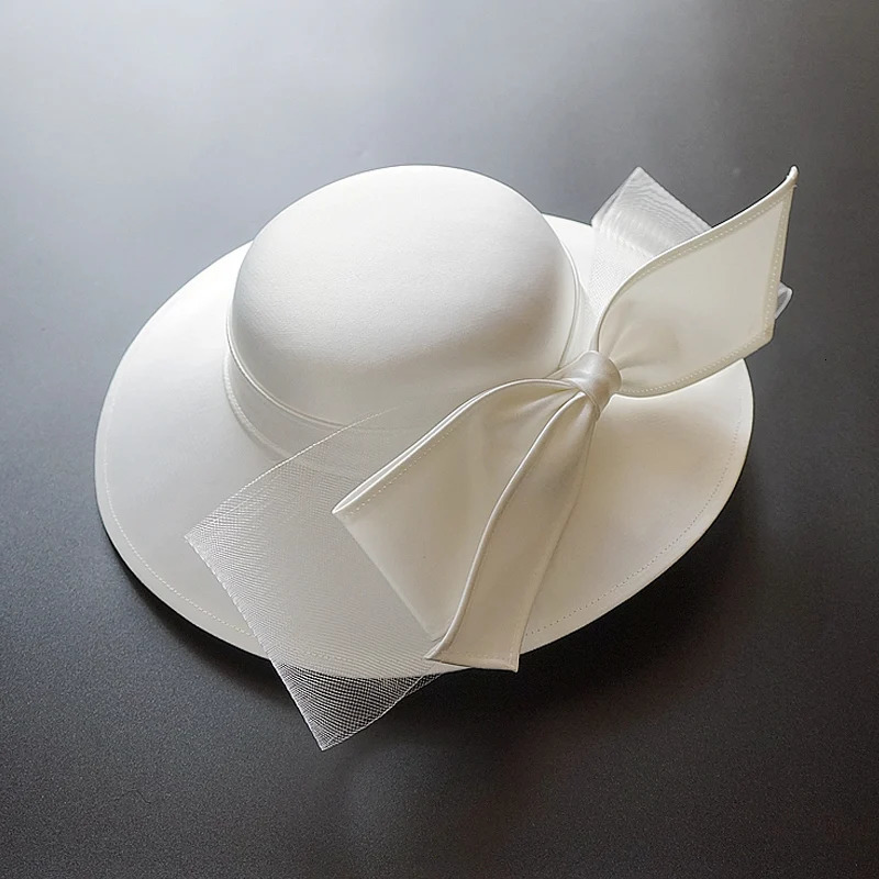 French White Bownot Satin Top Hat Women Banquet Elegant British Celebrity Dress Fascinator Bride Wedding Black Fedora Hat 250514