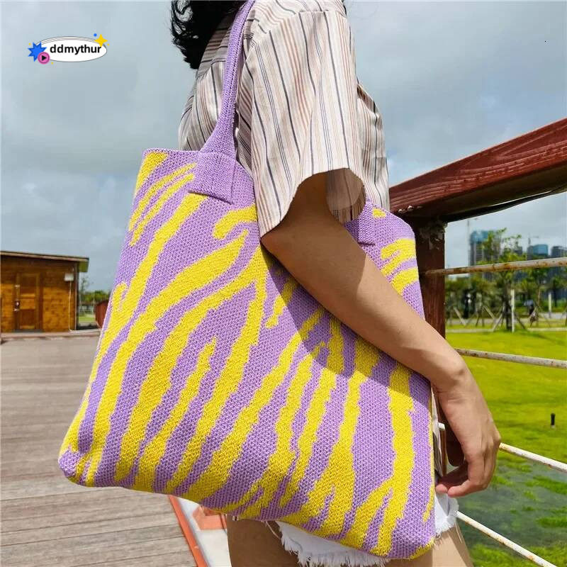 Trend Zebra Pattern Crochet Large Capacity Handbag Shoulder Bag, Simple Knitted Tote Bag for Teen Women Girls ddmythur