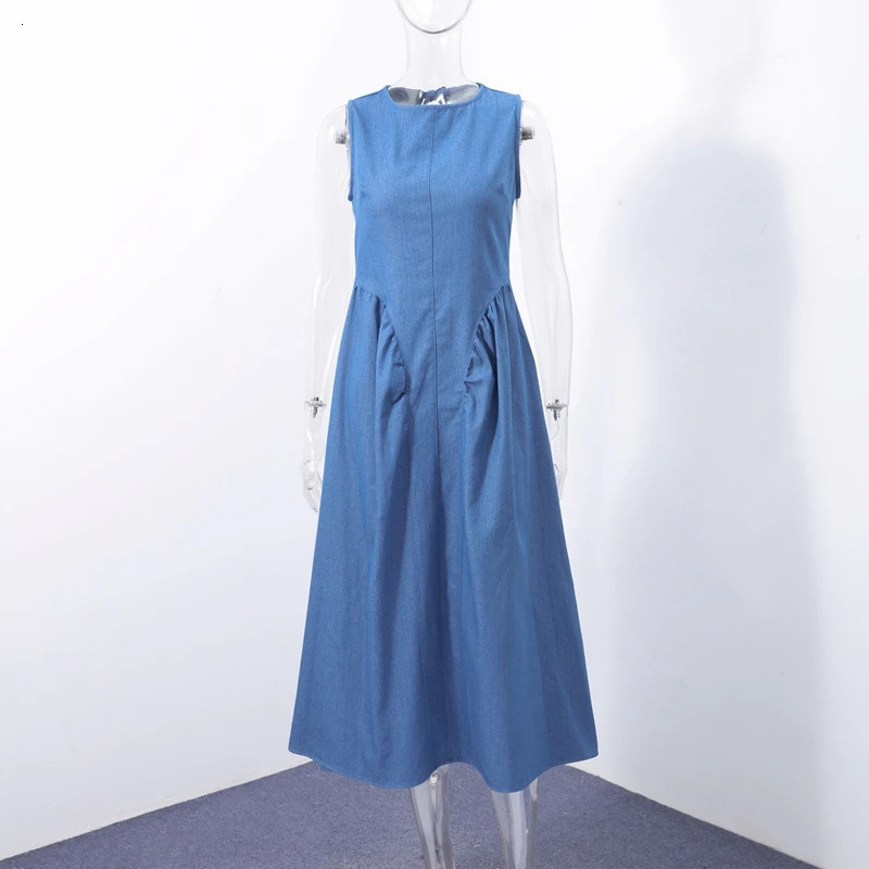 Trendy Womens Summer Denim Dresses Backless Sleeves Long ONeck Dress Female Vintage Washed Blue Casual Daily Beach Streetwear 250515