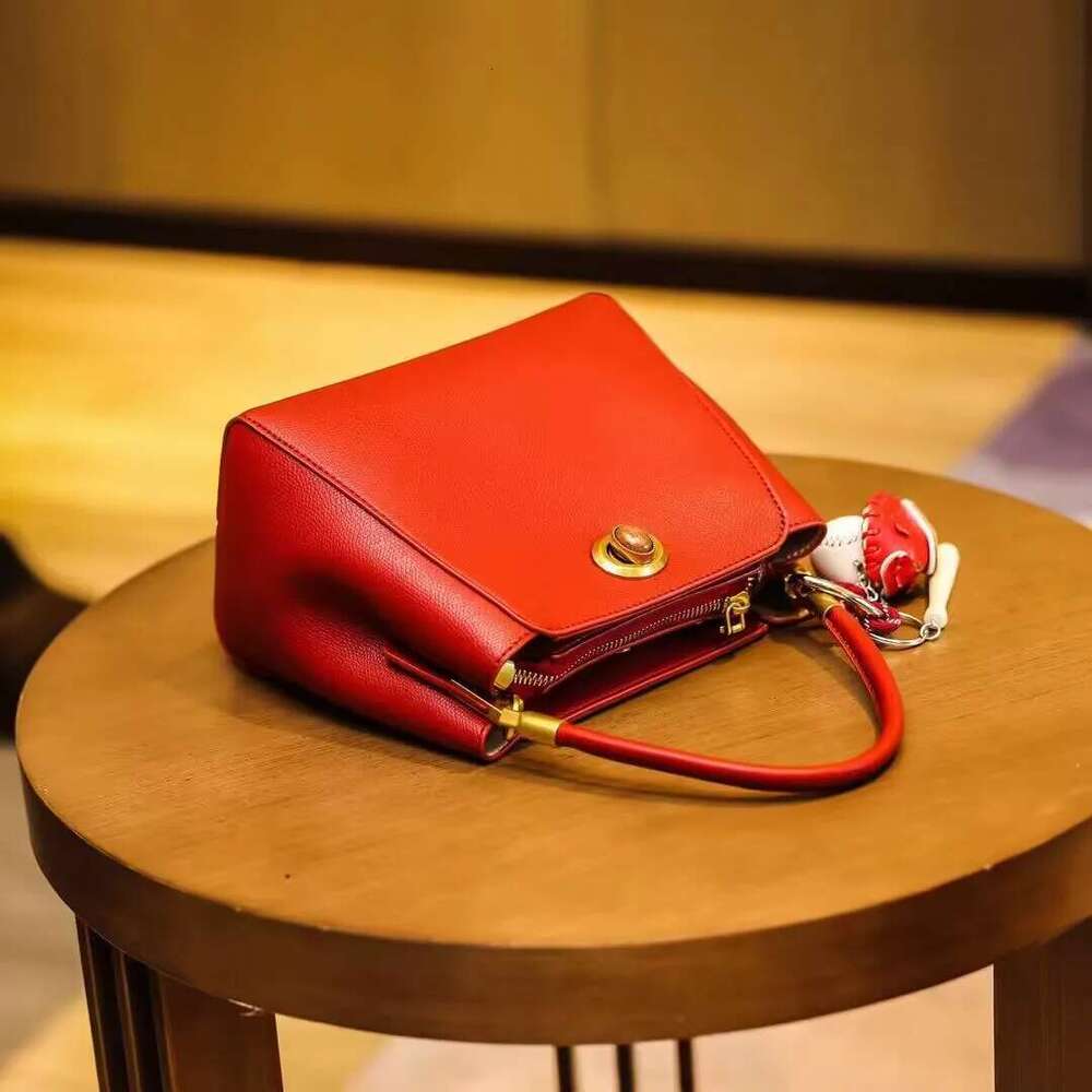 Tote Handbag Single Shoulder Crossbody Women's Hand-Held Small Square Large Capacity Commuter Bag Ladies Bride's Bag