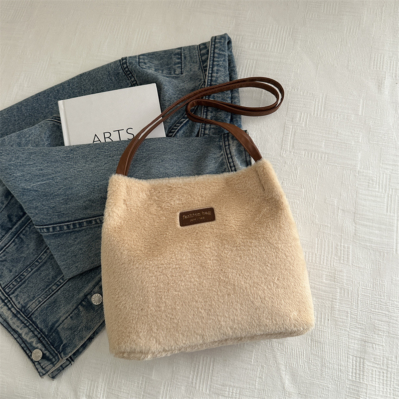 Free Delivery Designer Bag 2025 Autumn/winter Plush Women's Shoulder Solid Color Simple And Versatile Daily Leisure Bucket Tote Bag Large Capacit