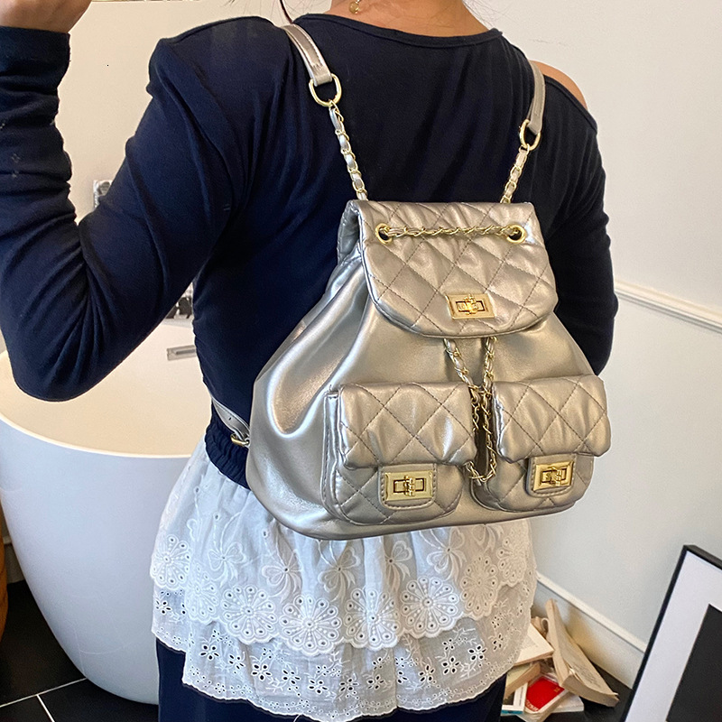 High end fragrance style diamond grid chain small for women's summer 2025 new simple and stylish versatile travel backpack