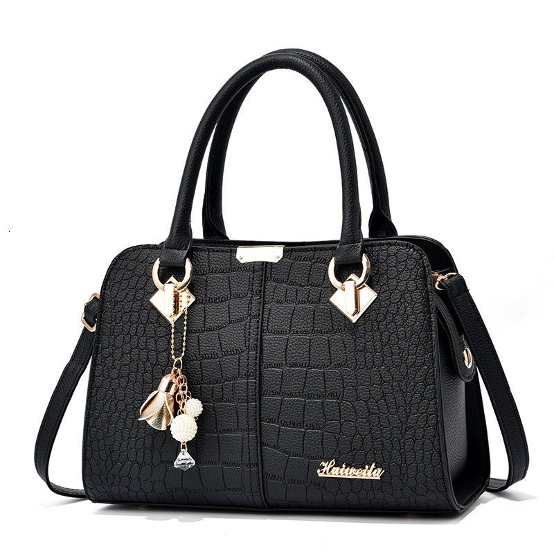 Top quality Brand High Quality New Style Free Delivery Designer Bag Middle aged fashionable women's handbag Korean version simple mother shoulder
