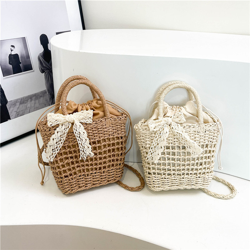 New bag small fresh straw women's 2025 new beach vacation designer woven handbag multifunctional shoulder crossbody bag
