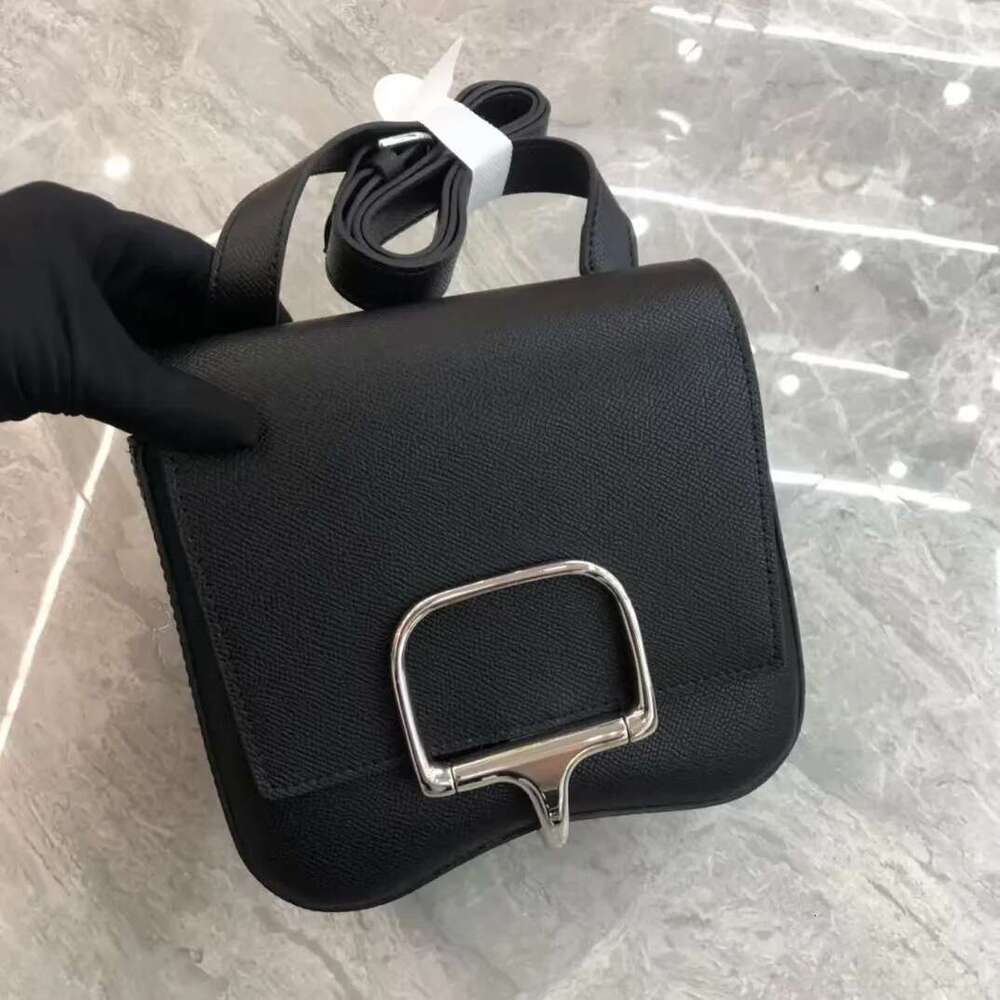 Vintage Style Genuine Leather Women's Shoulder Large Capacity Versatile Crossbody Unique Hip Fashionable Saddle Bag