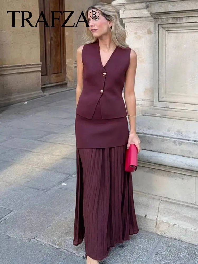 TRAFZA Women Skirt Set Wine Red Knitted VNeck Sleeveless Slim Vest Solid High Waist Zipper Patchwork On Street 250515