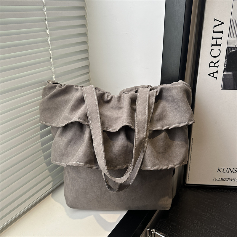 2025 Girls' Spring New New Free Delivery Designer Bag Pleated Ballet Style Multilayer Skirt Design One Shoulder Luxury Bag Handheld Tote Bag Supe
