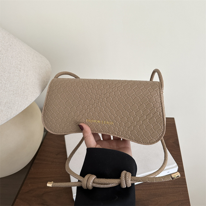 High End White New Free Delivery Designer Bag Small For Women Luxury Bag In Spring And Summer 2025 Niche Crossbody Bag Fashionable Single Shoulder Arm