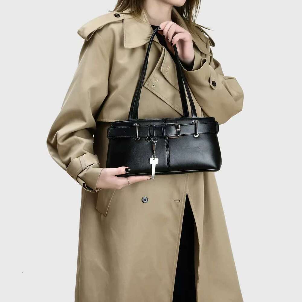 Leather Women's Design With A High-End Touch, Spicy Girl Handbag, Motorcycle Bag, Versatile Underarm Shoulder Bag