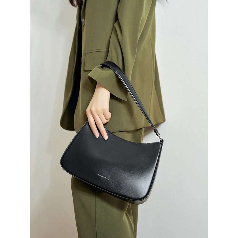 French High-end Texture Cowhide Underarm For Women's Designer Handbag Retro Shoulder Red Bag 2024 New Zency Purse Sac