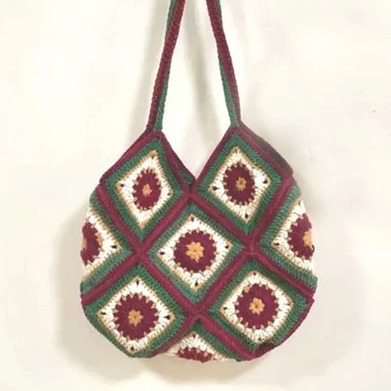 Handmade Crochet Shoulder Bag, Handbag, Suower Pattern, Beautiful And Generous, With Lining For Easy To Use