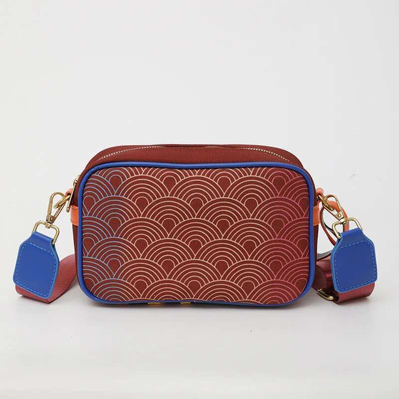 Spring And Summer New Small Square Texture Wide Shoulder Strap Bag, Women's Gradient Printed Camera Bag