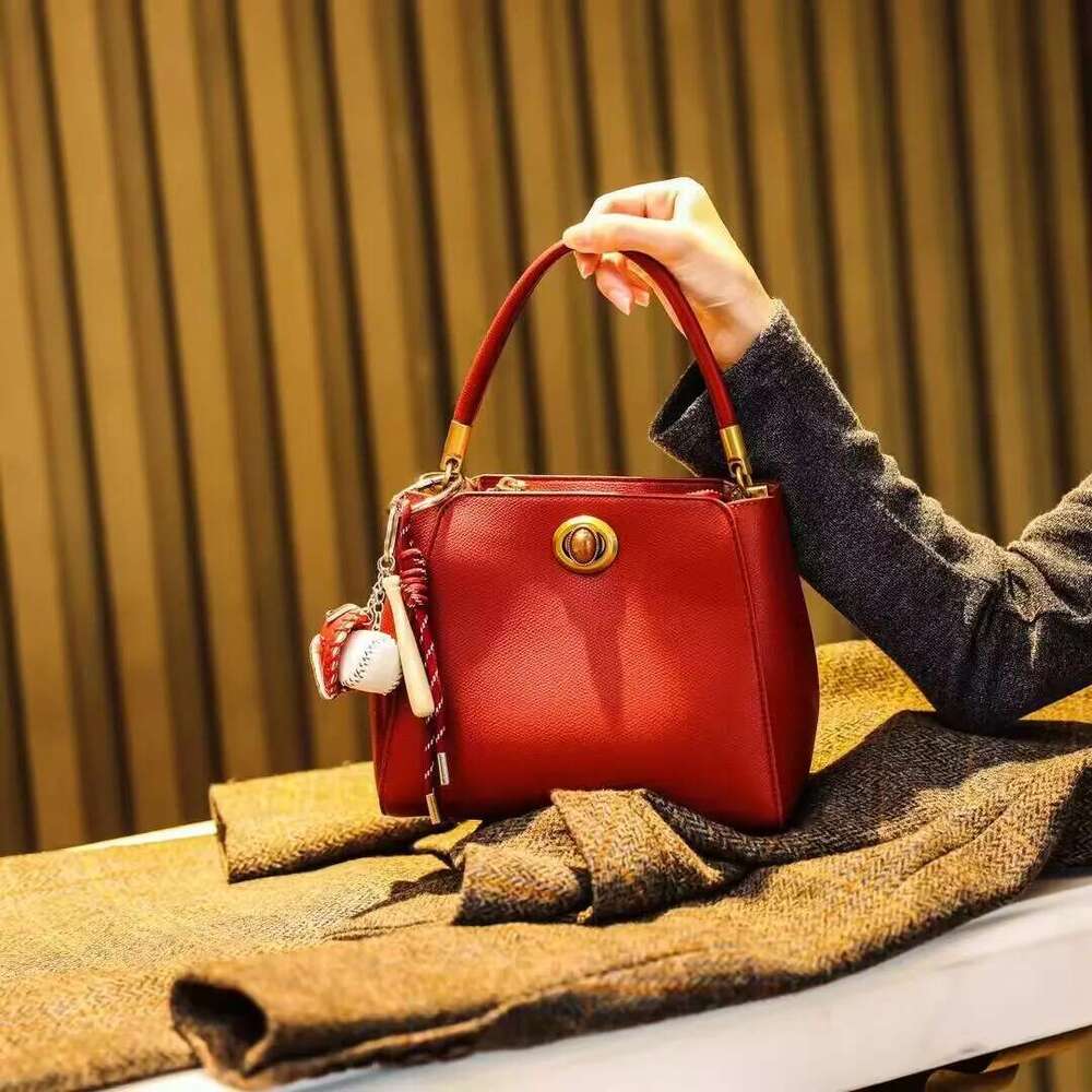 Tote Handbag Single Shoulder Crossbody Women's Hand-Held Small Square Large Capacity Commuter Bag Ladies Bride's Bag