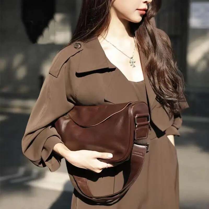 Genuine Leather Crossbody Single Shoulder First Layer Cowhide European and American Vintage Fashion Chest Bag