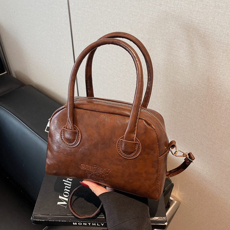 Free Delivery Designer Bag End Small Hand For Women 2025 New Autumn And Winter Versatile Crossbody Super Popular Hand Held Boston Luxury Bag
