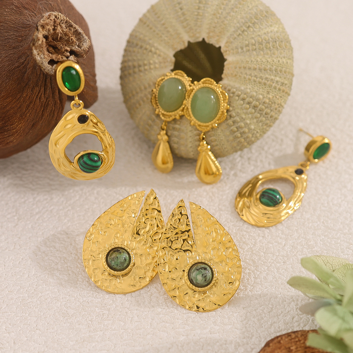 Vintage-Inspired Green Aventurine Drop Earrings, 18K Gold Plated Stainless Steel, Long Dangle Design, Stylish & Elegant for Women, Wholesale Jewelry