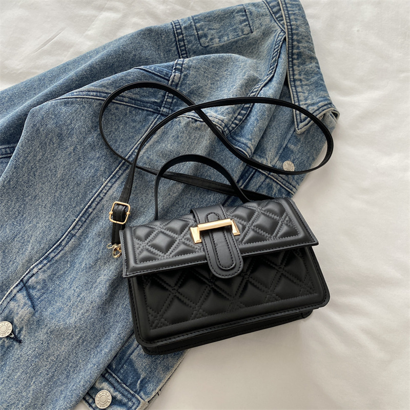 Free Delivery Designer Bag 2025 Autumn/winter Fashionable Texture Single Shoulder Diagonal Cross For Women Popular Small Square Bag This Year Luxury B