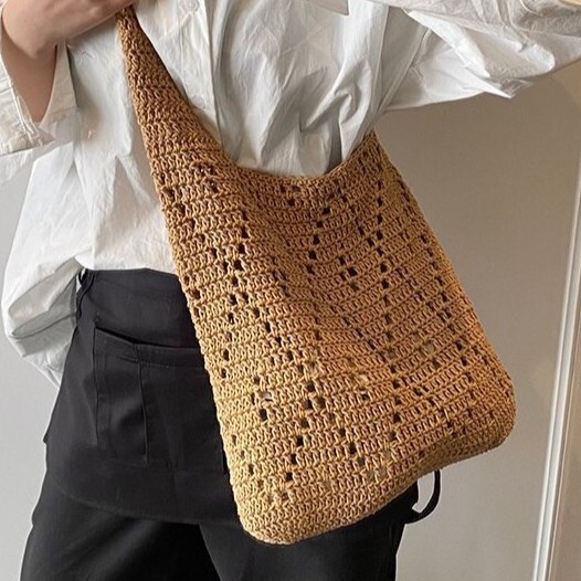 New French style artistic hollow weaving large capacity tote bag crochet shoulder bag fairy vacation handheld beach bag lazy and simple designer shoul