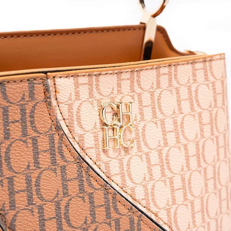 CH Classic Color-Block Fashion Women's Shoulder Large Capacity Simple Brand Letters Versatile Design Tote Bag