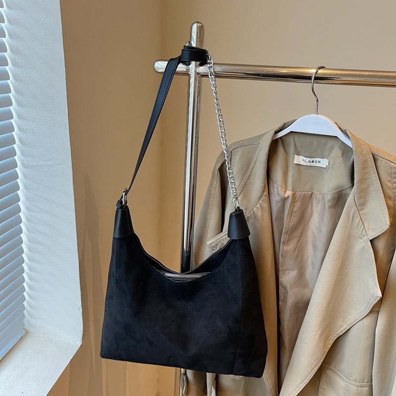 Free Delivery Designer Bag 2025 New Soft Leather Stylish Large Capacity For Women Fashionable And Personalized Casual Shoulder Crossbody Tote Luxury 0