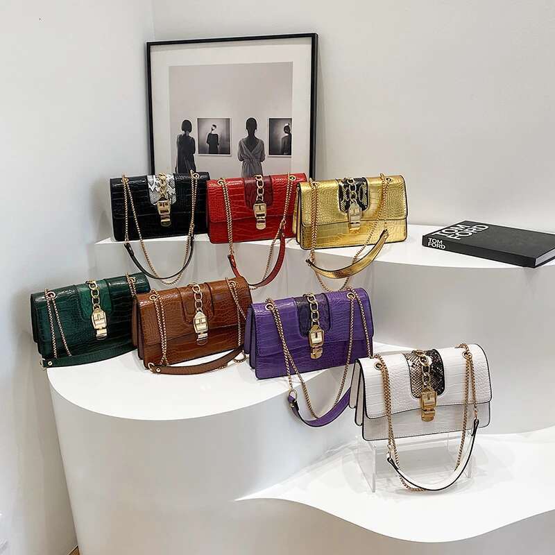 New Chain Messenger Bag Women Fashion Shoulder Handbag Small Purse Crocodile Pattern PU Leather Crossbody Bags