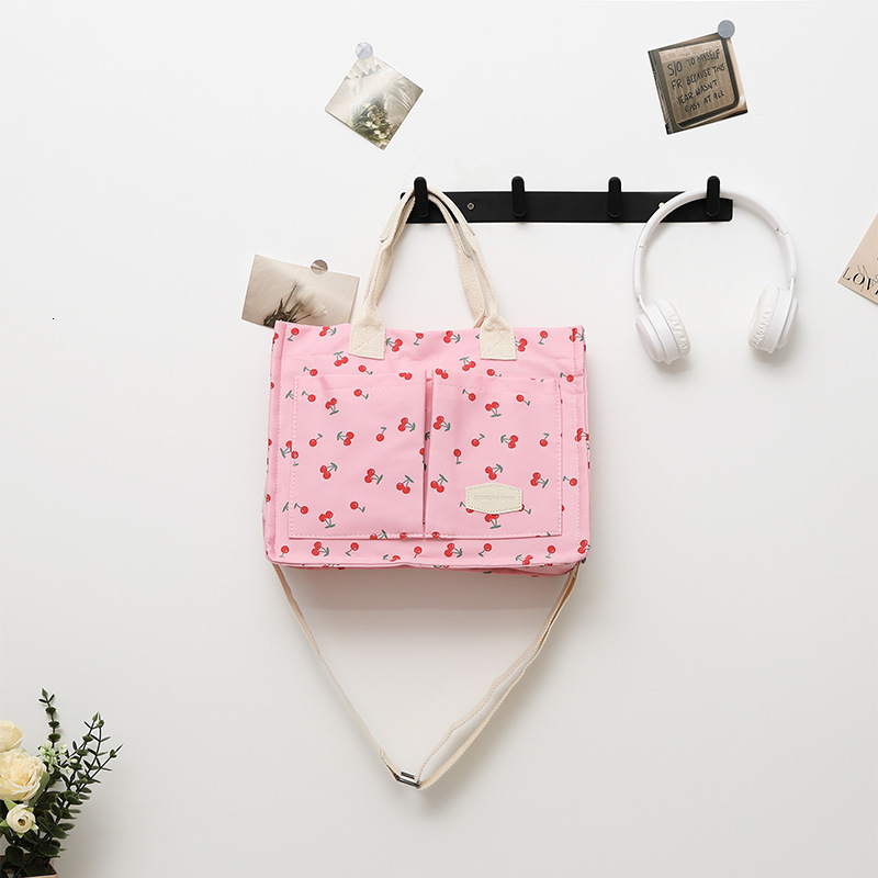 New Printed New Free Delivery Designer Bag Large Capacity Handbag Shoulder Trendy Luxury Bag Crossbody Multifunctional Mommy Bag Outdoor Carrying Bag 